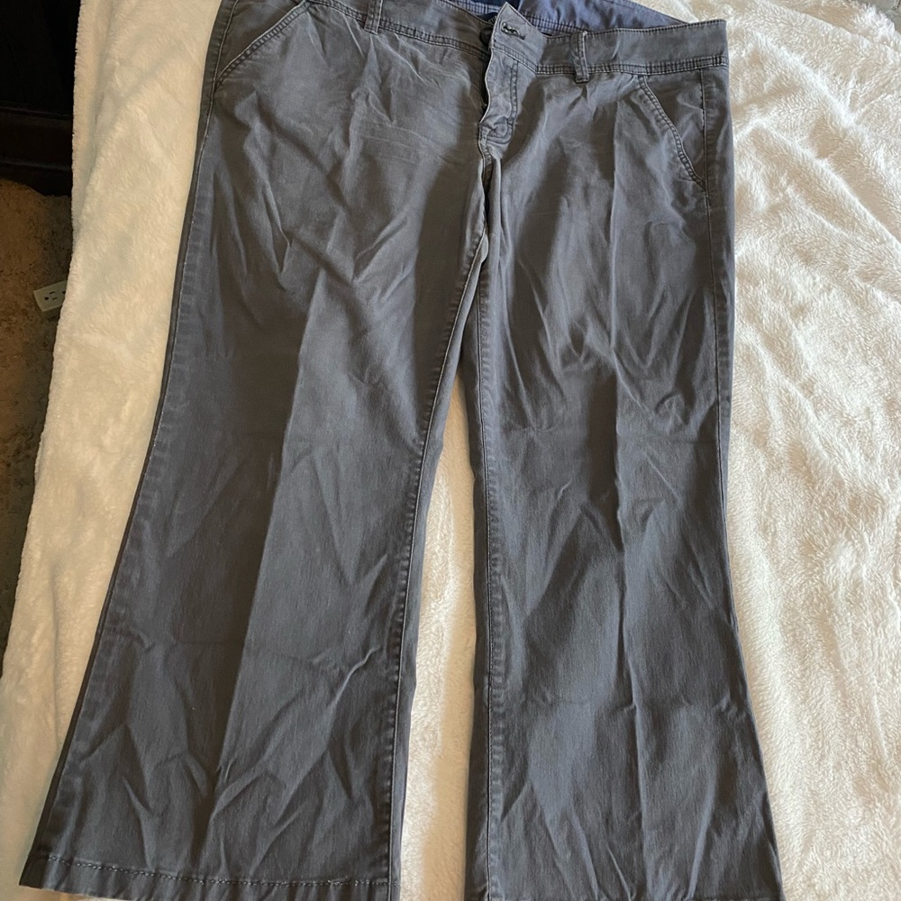 American Eagle pants